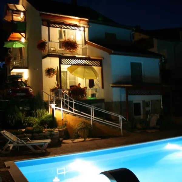 Apart Hévízi Ház, hotel v destinaci Hévíz