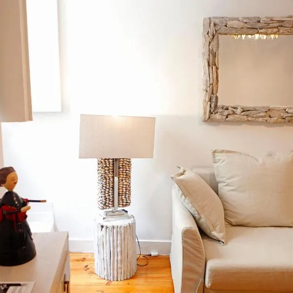 Old Fence Studios - By Mayoral