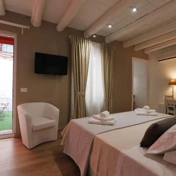 La Maison De Charme ROOMS, hotel v destinaci Verona