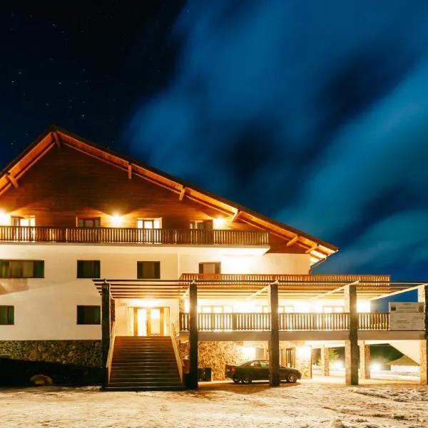 Zana Vaii, hotel u gradu 'Arieşeni'