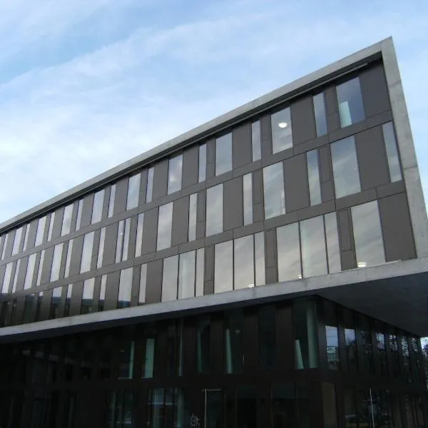 Jugendherberge Stuttgart Neckarpark, hotel v Stuttgartu