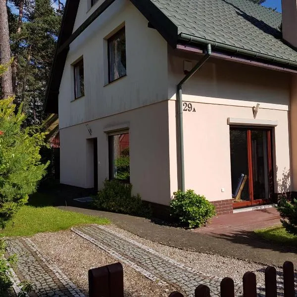 Nadmorski Domek, hotel in Łukęcin