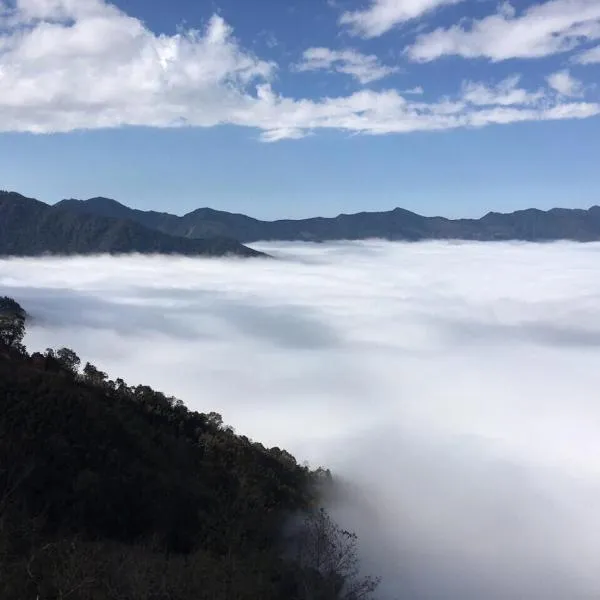 加草花園山莊，五峰鄉的飯店