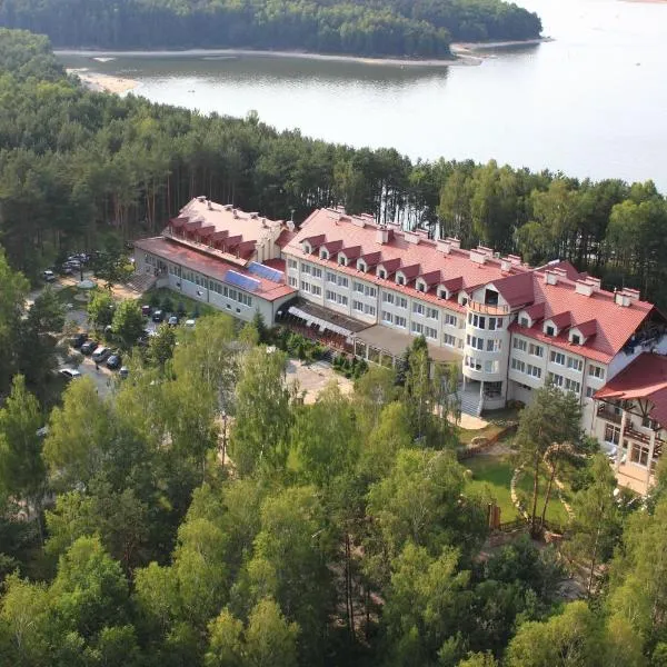 Cztery Wiatry Aparthotel, hotell i Korytnica