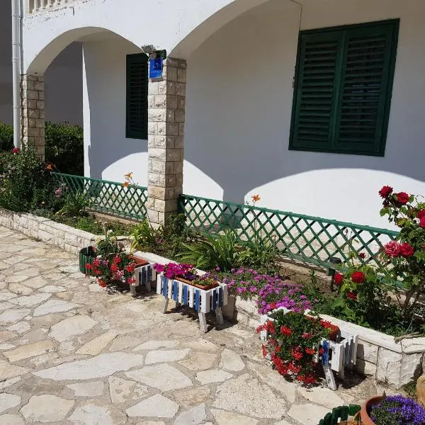 Apartmani Jokić - family only, hotel v destinaci Pag
