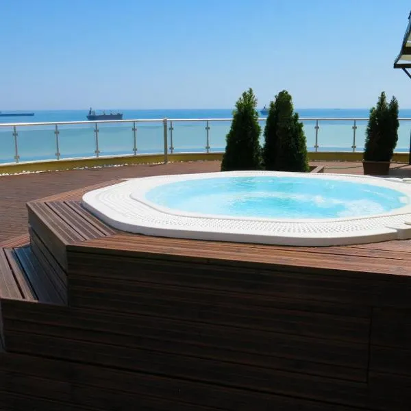 Family Hotel Albizia Beach, hotel ve Varně
