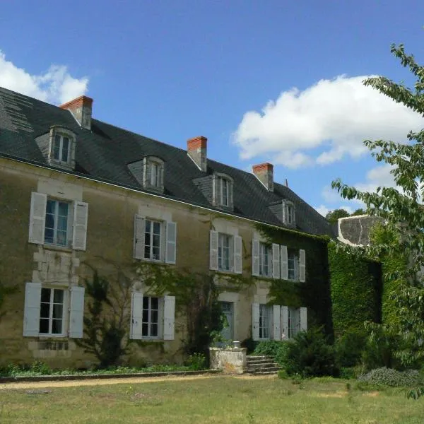 Manoir de Vilaines, hotel v destinaci Varennes
