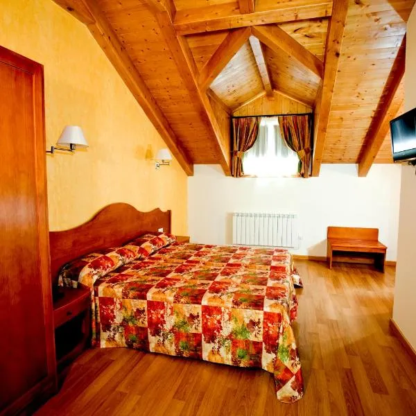 Hotel Montseny, hotel v destinaci Espúy