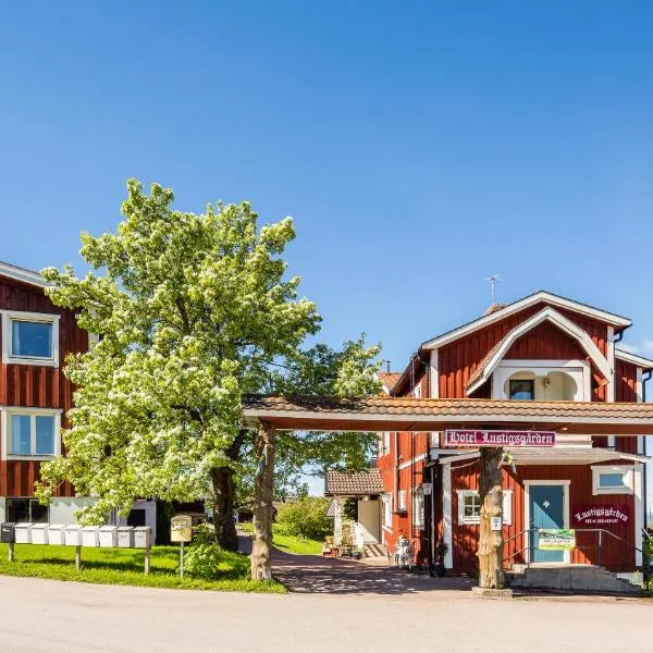 Lustigsgården Boutique Hotel, hôtel à Rättvik