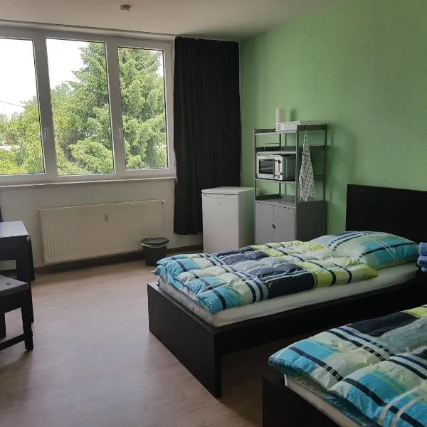 Pension zum Bauhof, hotel v destinaci Zwickau