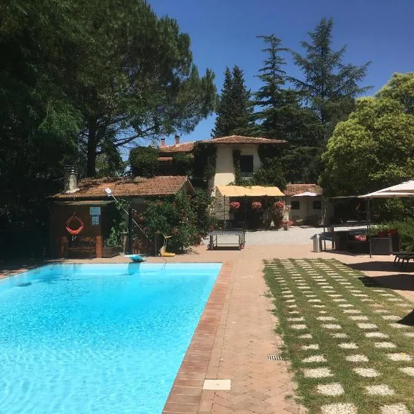 Agriturismo Il Paradiso, hotel v destinácii Asciano