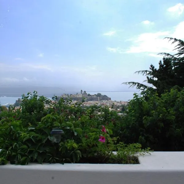 Costa Residence Vacanze, hotel v Lipari