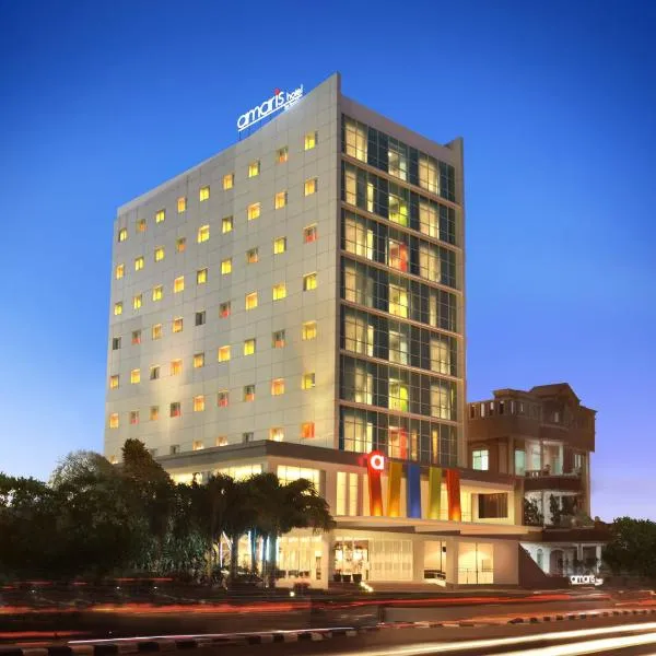 Amaris Hotel Padang, hotel in Padang