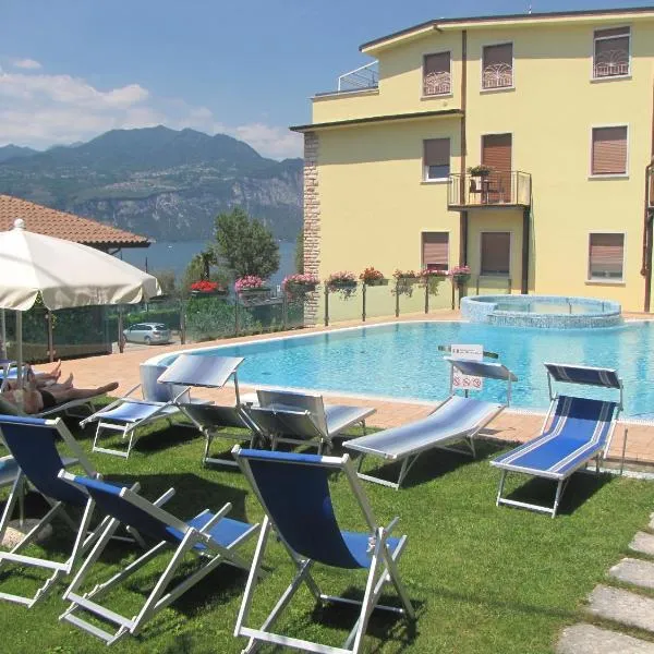 Hotel Garni Rosmari, hotel a Brenzone sul Garda