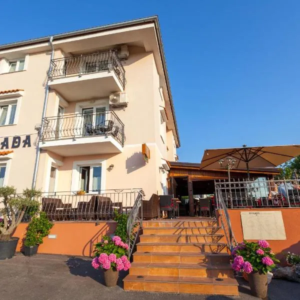 Apartments Jadranka, hotel u gradu 'Hrahorić'