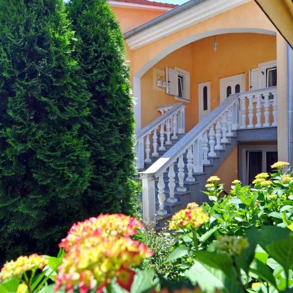 Suitable Summer Apartments, hotel v destinaci Pula