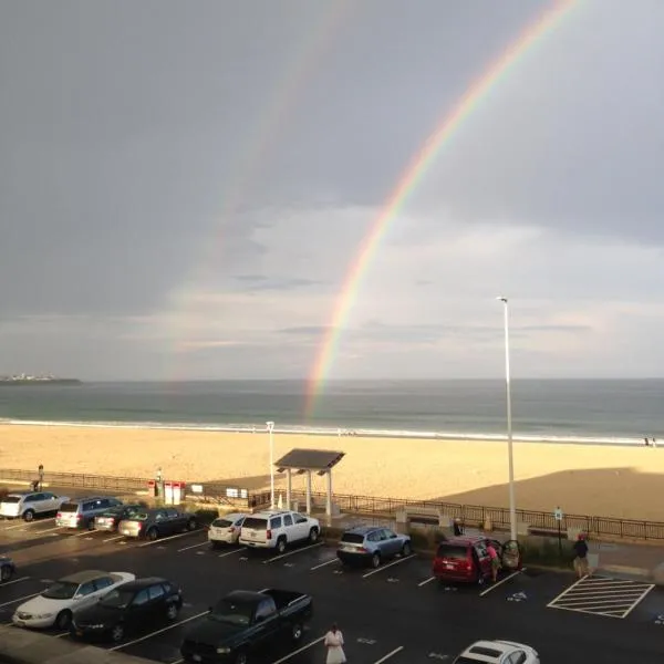 Ocean Front condo in the heart of Hampton Beach, hotel a Hampton Beach