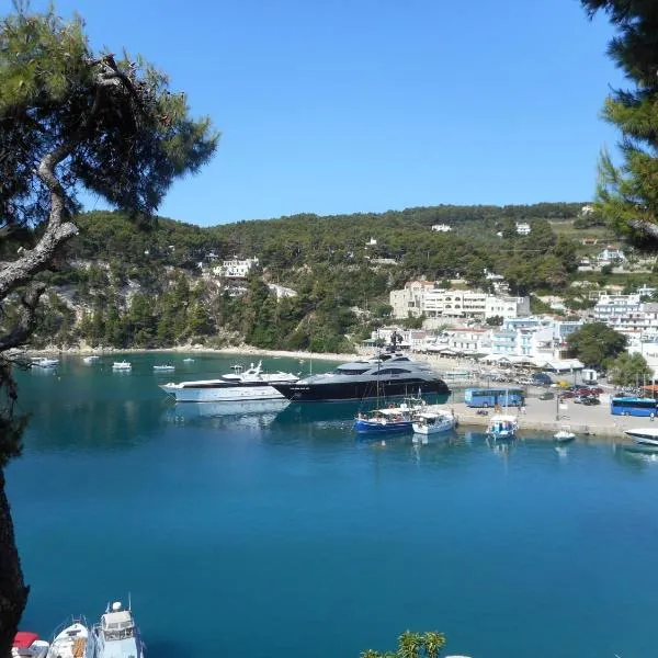 Pension Galazios Kolpos, hotel v destinaci Patitiri