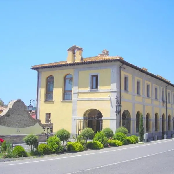 Relais Il Postiglione - Antica Posta dei Chigi, hotel en Cesano