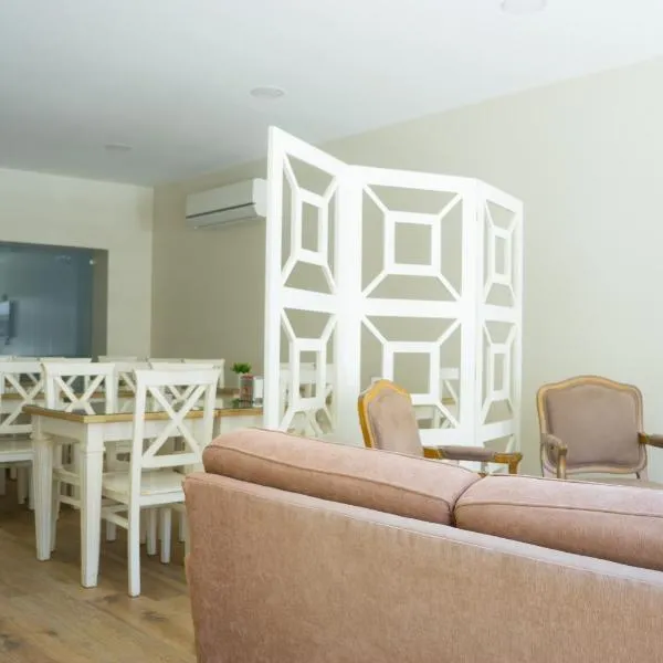 Ester Guest House, hotel in Vila Verde da Raia