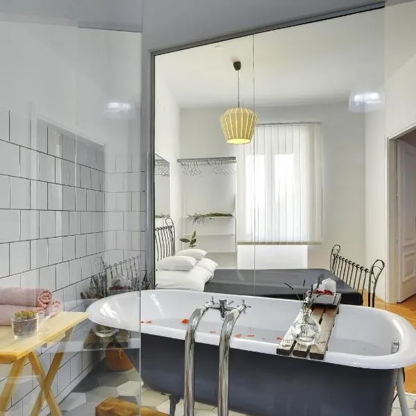 Apartments Forum, hotel in Pula