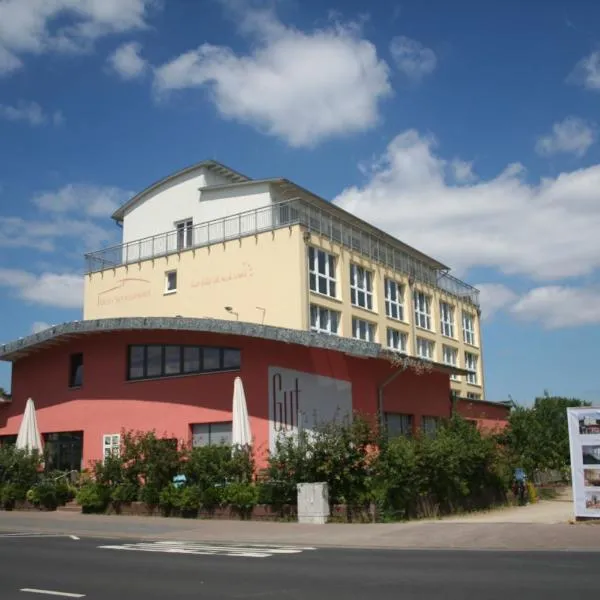 Mein SchlossHotel, hotel em Heusenstamm