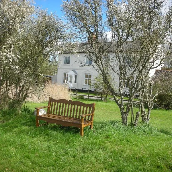 The Cockatrice B&B, hotel a Reedham