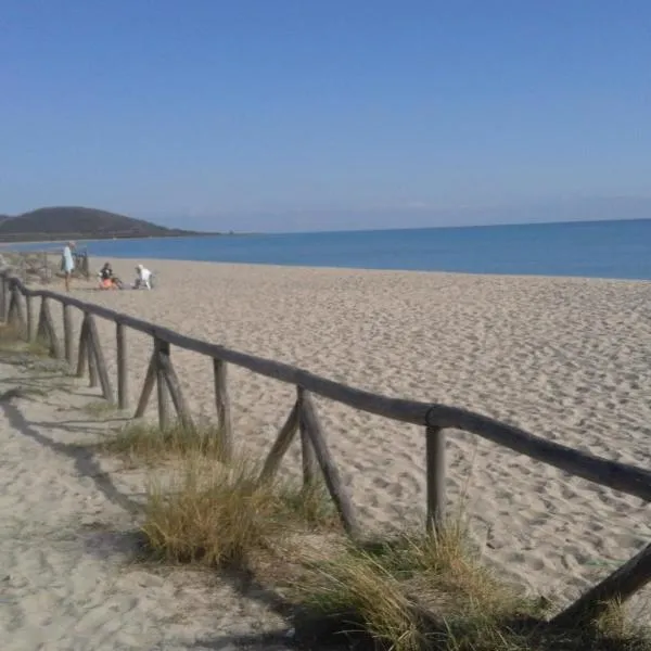 B&B I Mari, hotel v destinaci Torpè