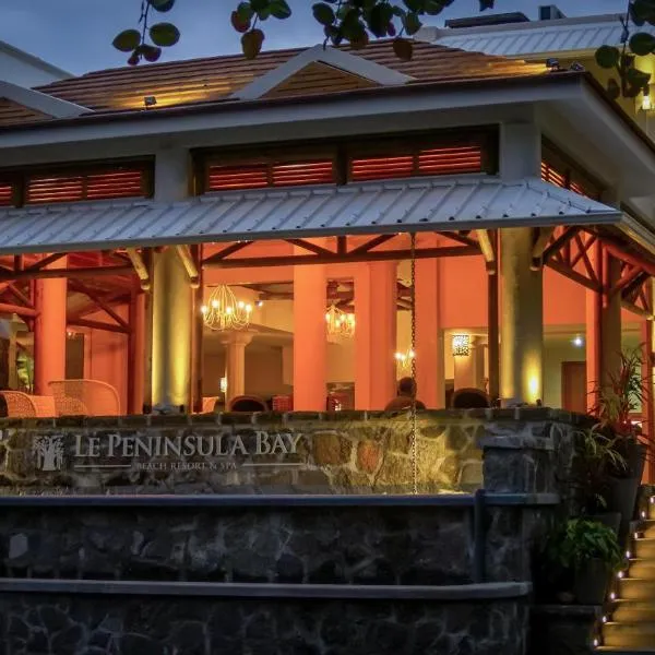 Le Peninsula Bay Beach Resort & Spa, hotel u gradu 'Blue Bay'