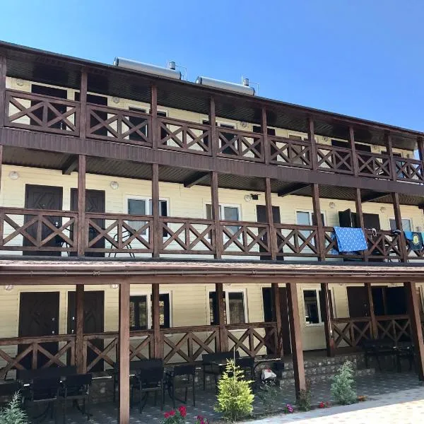 Mama Lyuba Resort, hotel in Zatoka