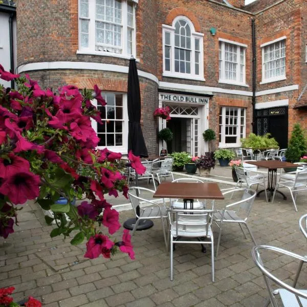 Old Bull Inn, hotel in Heydon