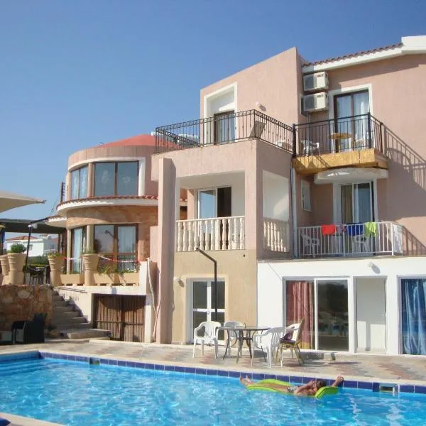 Bella Rosa hotel Cyprus, viešbutis Koralų įlankoje