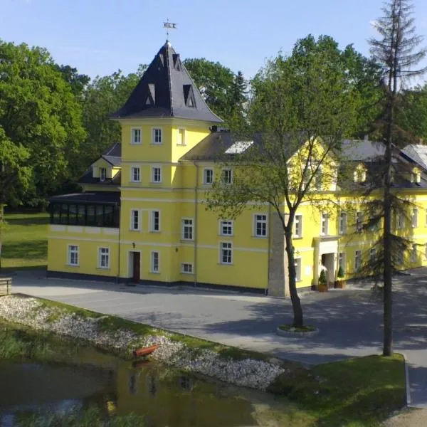Pałac Lucja – hotel w mieście Krapkowice