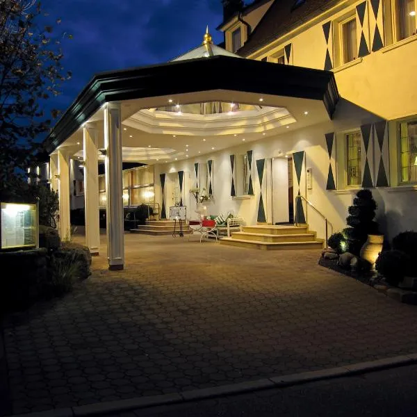 Hotel-Restaurant Arneggers Adler, hotel v destinaci Tiefenbronn