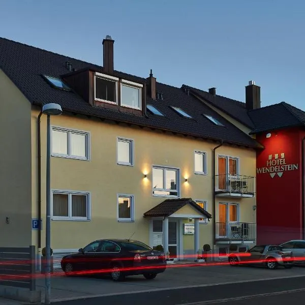Hotel Wendelstein: Wendelstein şehrinde bir otel