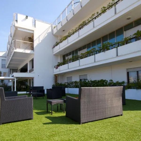 Hotel L'Aragosta, hotel Casalbordinóban