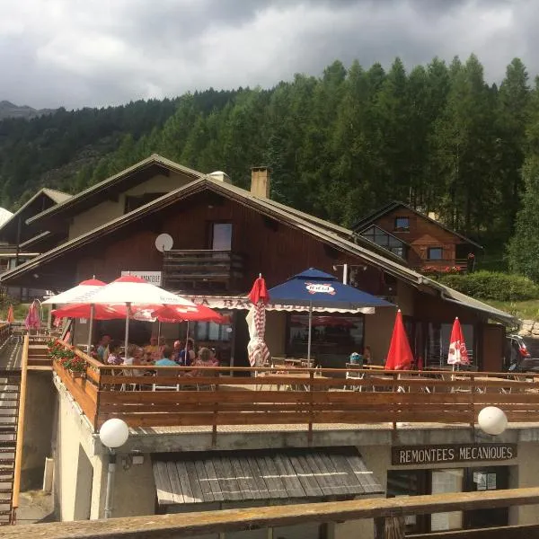 La bagatelle – hotel w mieście Saint-Michel-de-Chaillol
