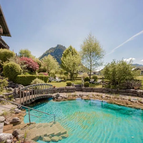 Garni Haus Sonnleitn - Adults only, hotel v destinaci Fuschl am See