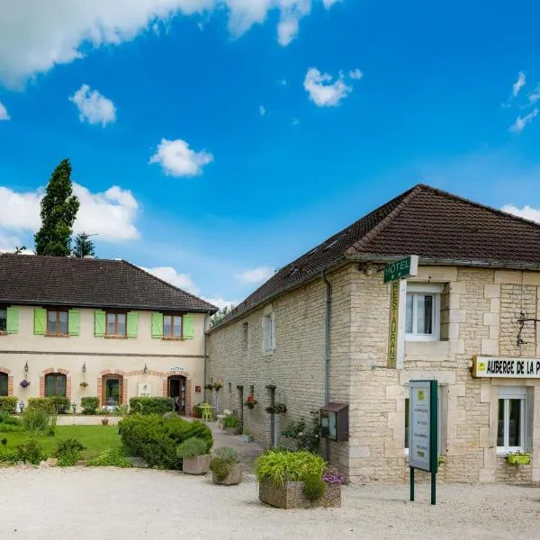 Logis Auberge De La Plaine – hotel w mieście La Rothière