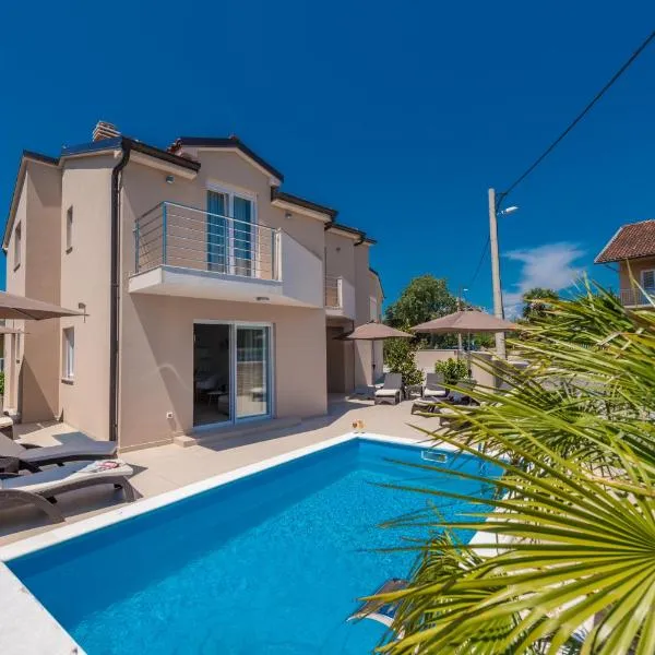 Villa ML, hotel in Pakoštane