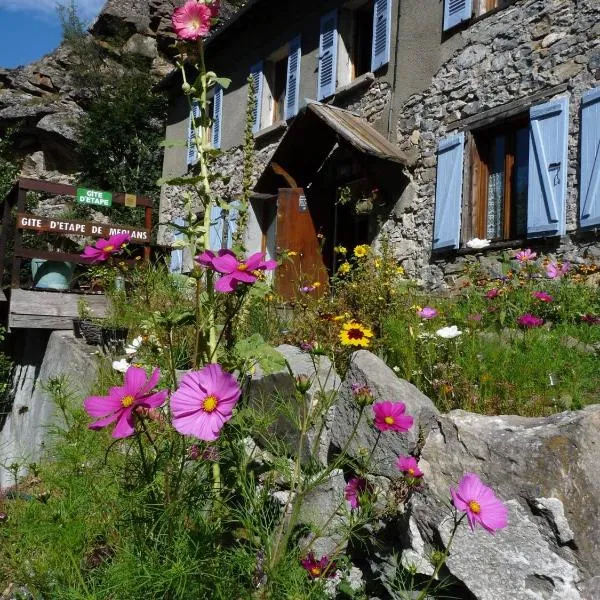 Gite d'Etape et de Sejour de Meolans, hotell i Méolans