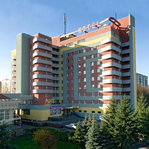 Hotel Tourist, hotel in Bila Krynytsya