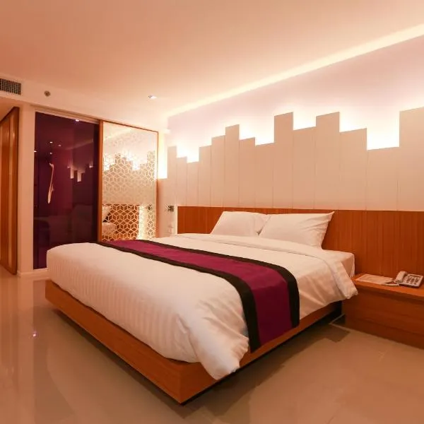The Whisper Hotel: Pattaya'da bir otel