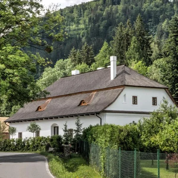 Boutique hotel Mezi plutky, hotel em Čeladná