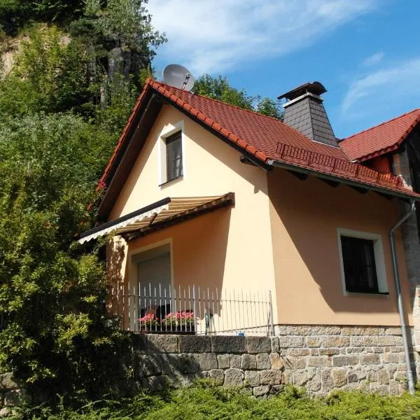 Haus Ferienromantik โรงแรมในเพียร์นา