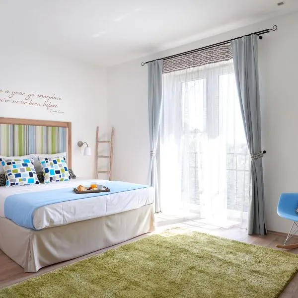 Villa Millennium, hotel v destinácii Balatonalmádi