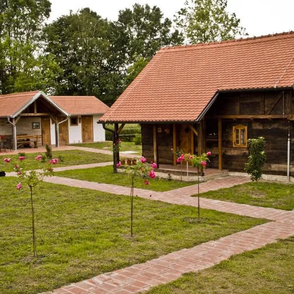 Ekoetno Selo Strug, hotel en Krapje