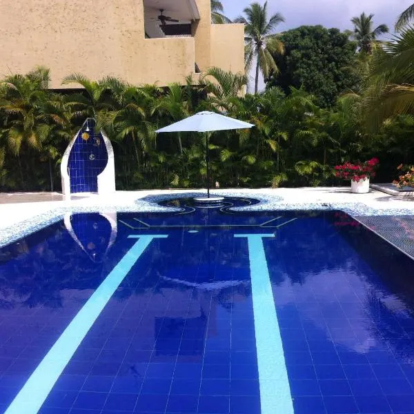 HERMOSA CASAQUINTA FAMILIAR CONDOMINIO CAMPESTRE EL PEÑON Piscina Privada Campo de Golf, hotel v destinaci Girardot