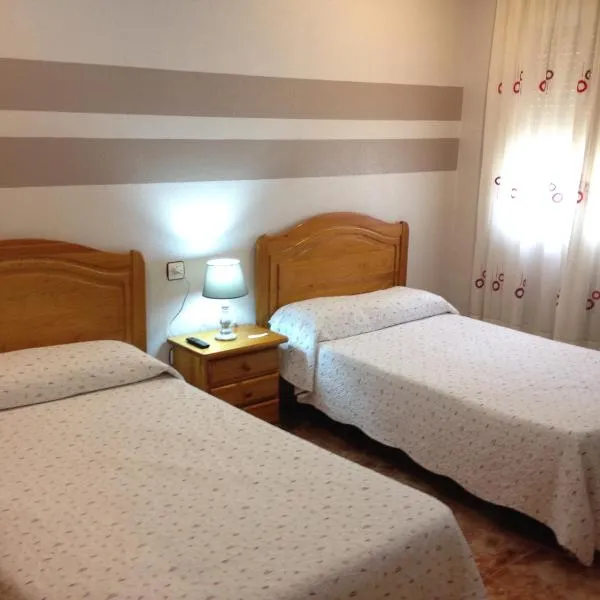 Pensión Flipper, hotel v destinaci Bullas