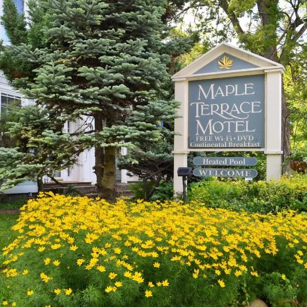 Maple Terrace Motel, hotel in Clarksburg